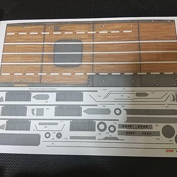 Amazon.co.jp: GPM 1/200 空母翔鶴 ペーパークラフト 金属砲身